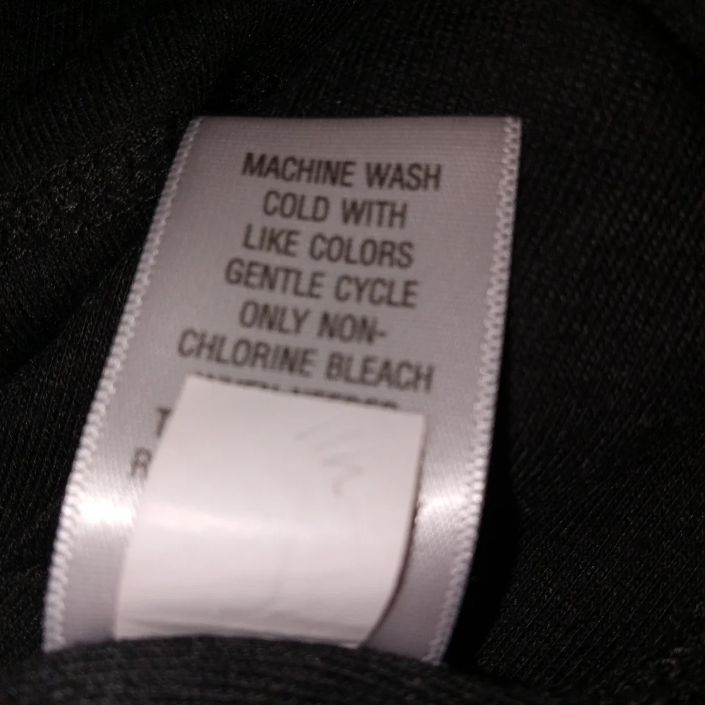 Simply Vera Vera Wang Black Pullover Large - Picture 7 of 10